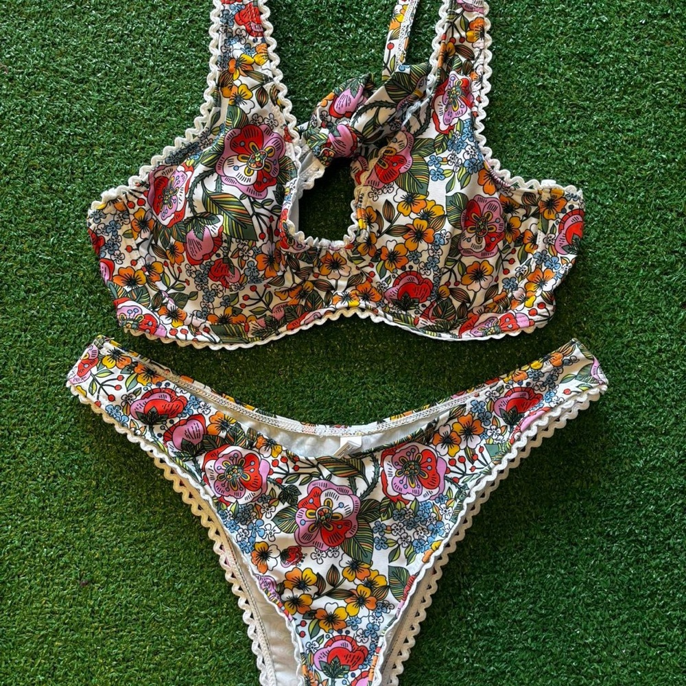 Floral Bikini Set with Lace Trim